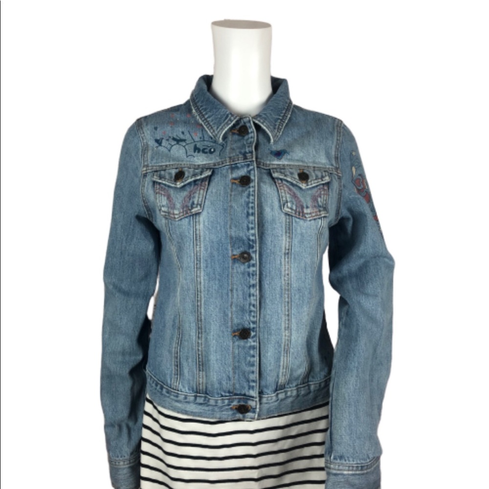 Hollister Graffiti Relaxed Boyfriend Denim Jacket